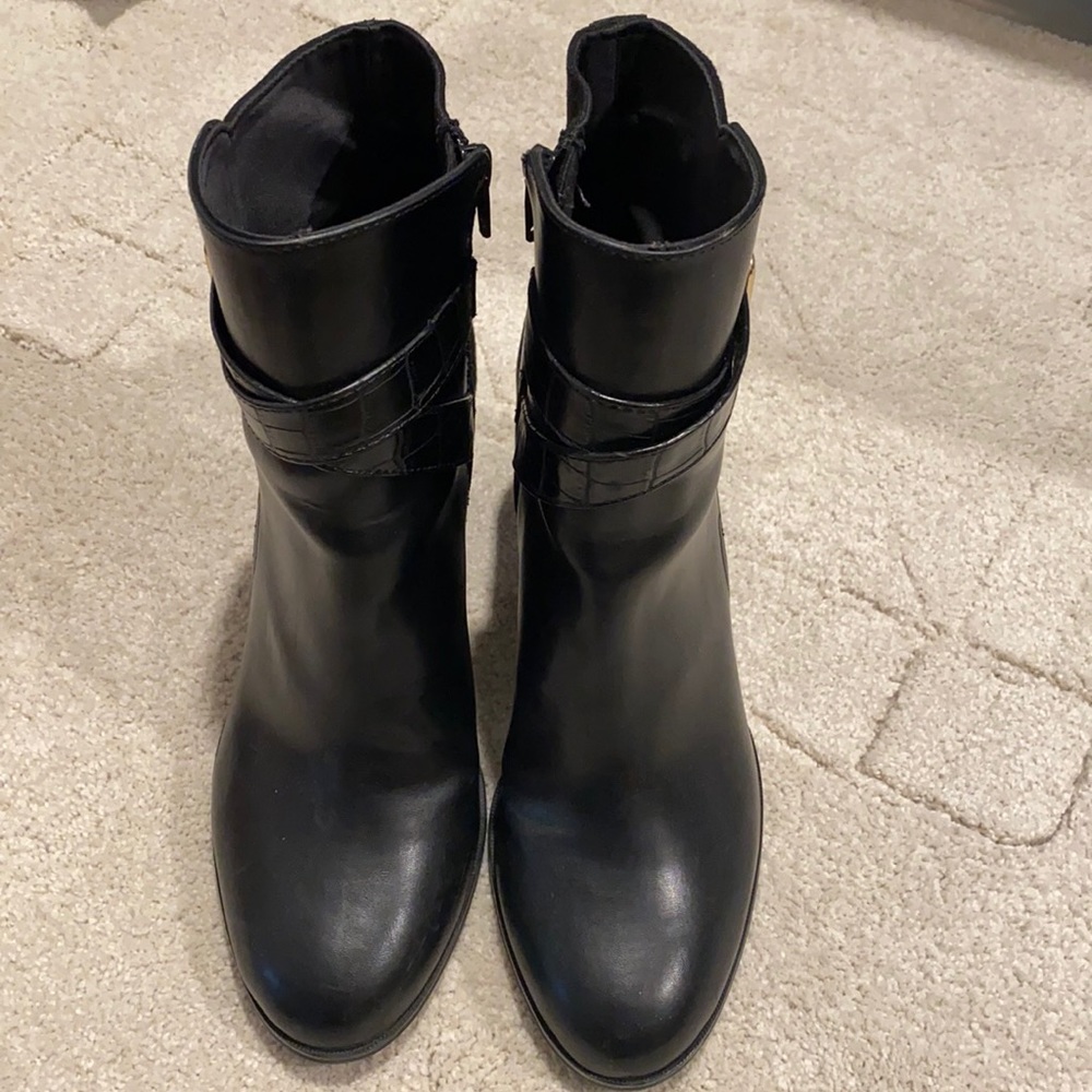 Block heel boots